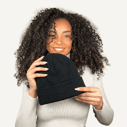 Čepice s podšívkou ze saténu